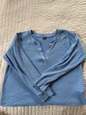 GapBody Blue Waffle Long Sleeve Henley Tee
